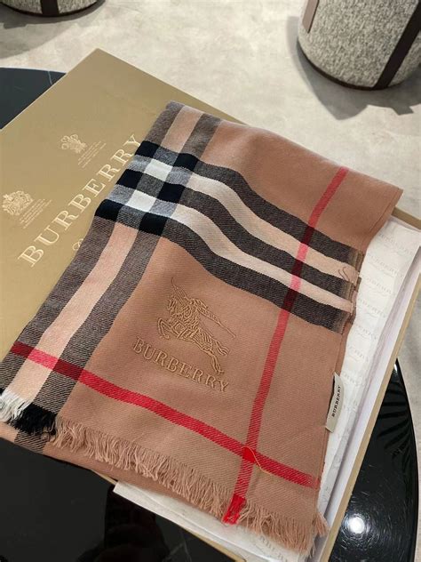 burberry woven tag label dhgate|Burberry 'Cashmere' Scarf Review : r/DHgate .